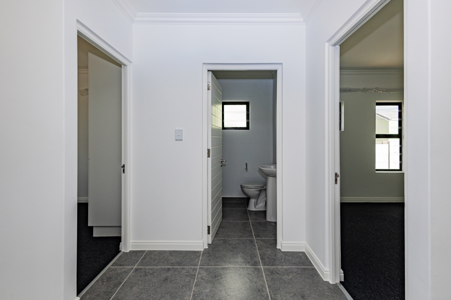 2 Bedroom Property for Sale in Fisantekraal Western Cape